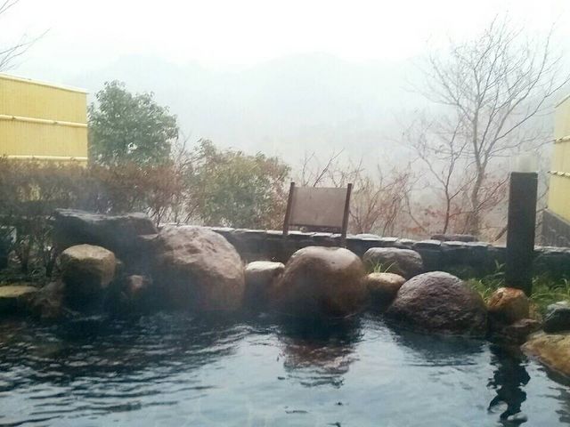 �I�V���C����̌i�F_�j�q�쉷�� ���l�̓�