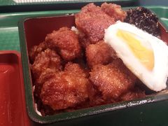 䂤̃bL[sG@xCGA{Xւ̓eʐ^1