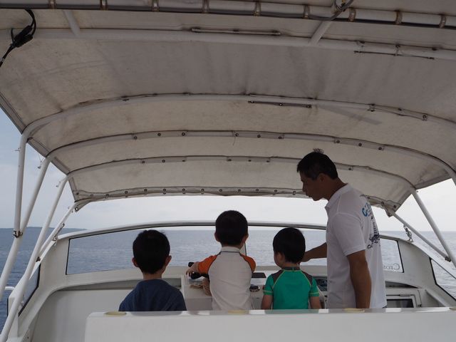 ���c�Ȃɂ�_�N���X���o�[