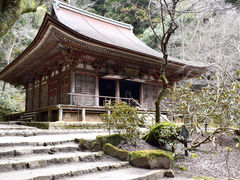 日本のどう　ガラス建築、室生寺他計4点 330px-Murouji,_hondou-3.jpg