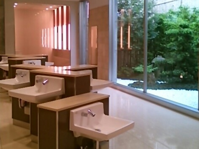 �w���{�뉀�̂��郉�O�W���A���[�g�C���x�B_�O���X�J�C�E�H�[�N