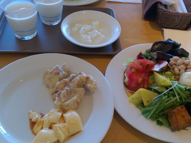 [OgAfU[gAT_AO^ȂǂȂ_qjZR~NH[