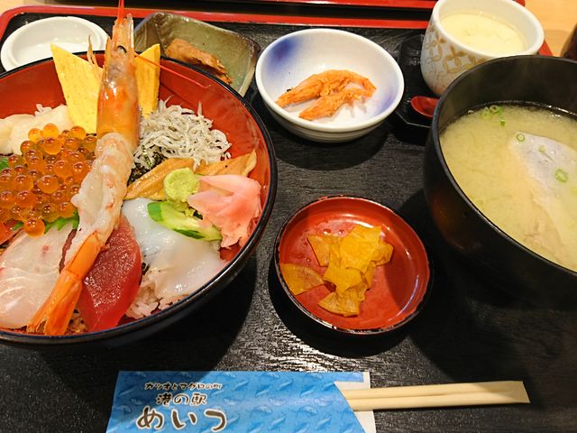 CNHI
CN͂AX`܂i
߂ł_`̉w߂