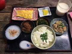 ǂ̂Ƃӂ̔Âւ̓eʐ^1