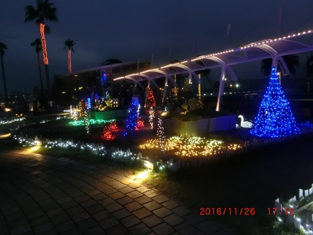 ATC BAYSIDE CHRISTMAS
周辺のイルミネーションもきれいです_ATCホール