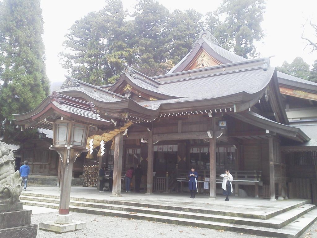 白山比め神社