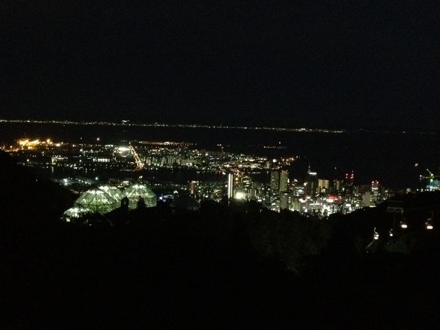 �n�[�u�����猩���낷�_�˂̊X����_�_�˕z���n�[�u���^���[�v�E�F�C