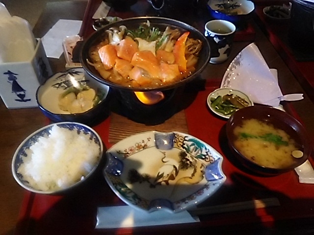 �T�[�������X�Č�V_�݂������@��̐�