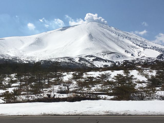 雪景色が圧感の、浅間山。（３/５）_浅間山（長野県小諸市）