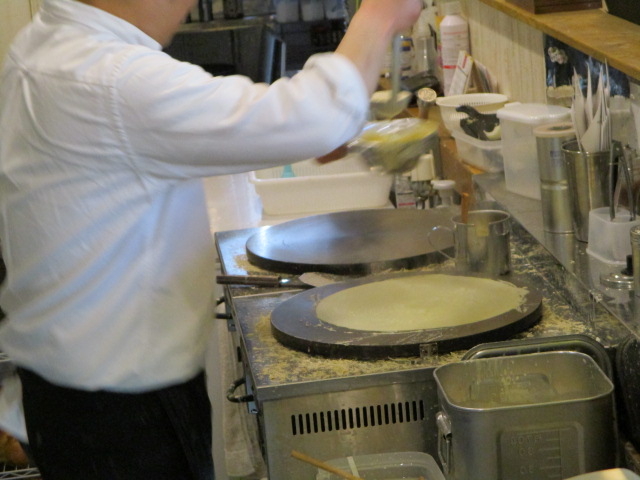 �}�X�^�[�̎�ۂ悳�Ɋ��Q_���ĕ�݁@���̉J