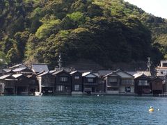 panchan����̓��̉w�M���̗��ɍ��ւ̓��e�ʐ^1