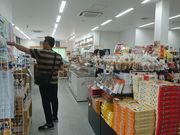 NXElEr̓̉w ܂̂̓eʐ^4