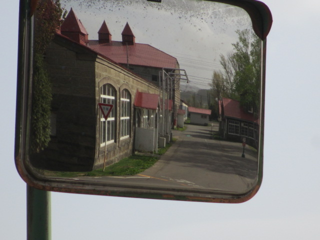 �j�b�J�E���X�L�[�k�C���H��]�s������
�L���I����Ɍ����_���B_�j�b�J�E���X�L�[�]�s������