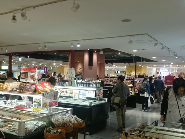 �X���͍L���ł��B_JR����w