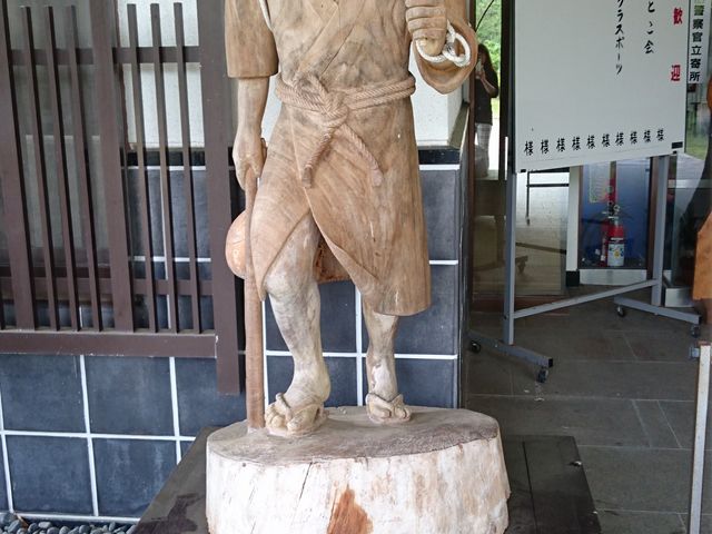 �{�{�������a�n