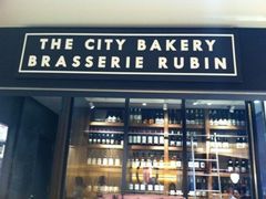 ҂߂ꂨTHE CITY BAKERY Otgւ̓eʐ^1