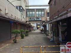 䂫Ȃ̏wOx^Eւ̓eʐ^1