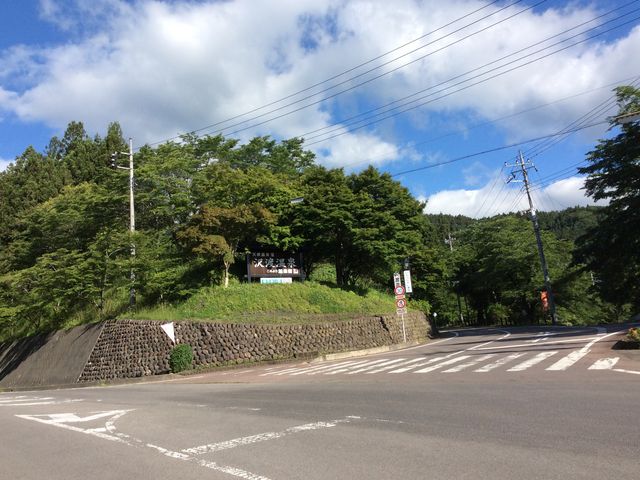 ����X�ւ̓����_��n����