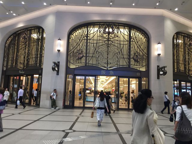 ��}�{�X�ł��B_��}���߂��{�X