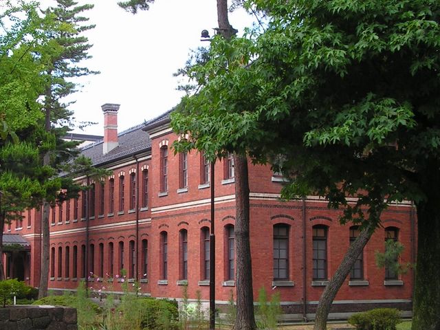 �����K����_�ΐ�l���L�O�����𗬊�