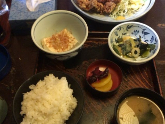 ێR΂̈B肪̂ŔeBVT[rXŏoė܂B_݂낭