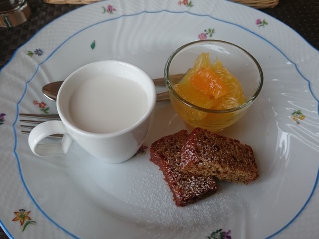 fU[gI~NeB[̃vI_v@X̓j