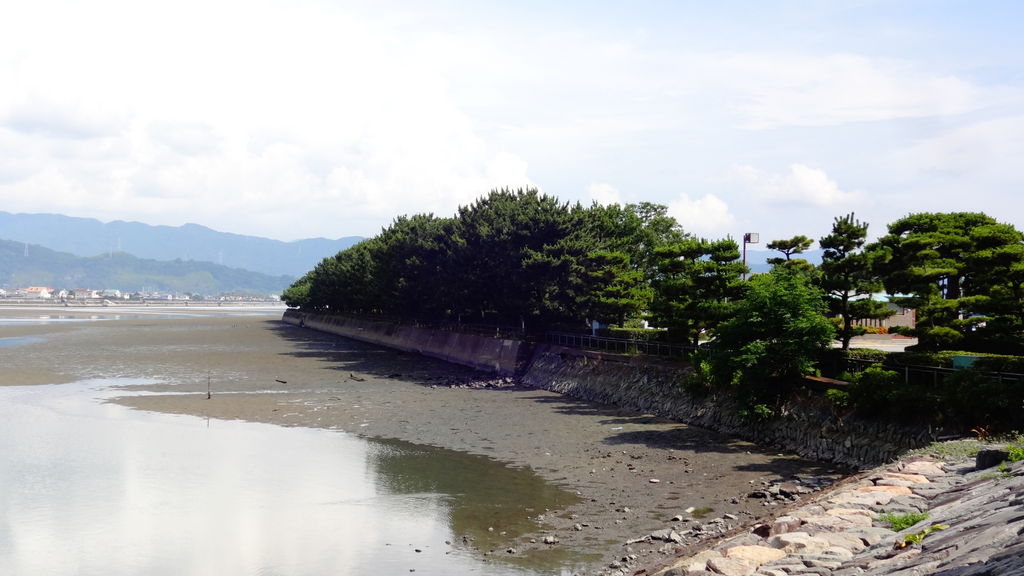 片男波公園