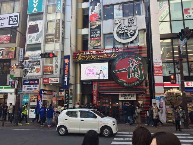 ɉ؊XȂ̂Őlʂ肪ꏊłB_ꗖ V_ʂX