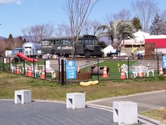 ۂ񂽂̑T[rXGAijւ̓eʐ^1