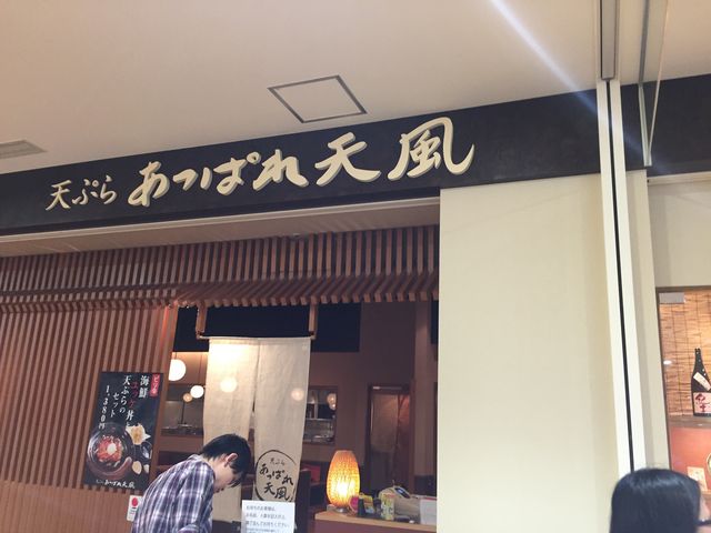 ~N̂ςV ׂ̃L[Y[X̓eʐ^1