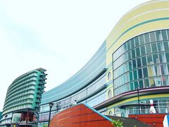 傱̕lÃA[JXւ̓eʐ^1