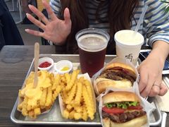 ₩̃VFCN VbN AgbXiSHAKE SHACKjւ̓eʐ^1