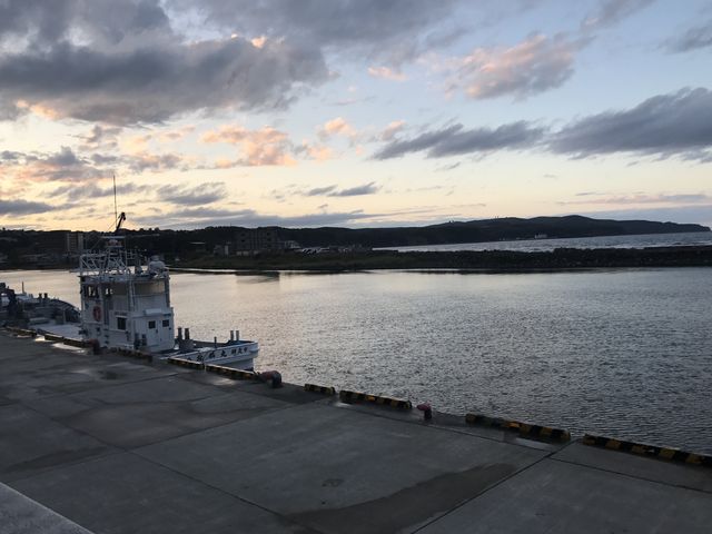 ���̉w����ԑ��`�������Ƃ���F3����̗[���_���̉w ���X�X���ԑ�