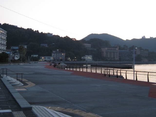 �C�݉���_���̎�����