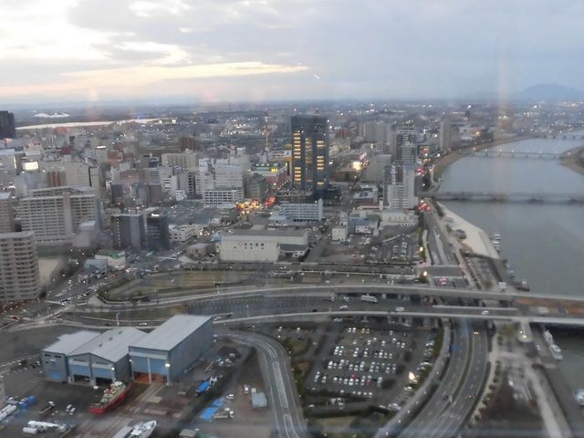 �A_��냁�b�Z �V���R���x���V�����Z���^�[