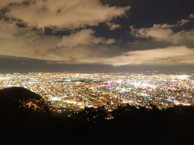 �D�y�̊X_������R���[�v�E�F�C