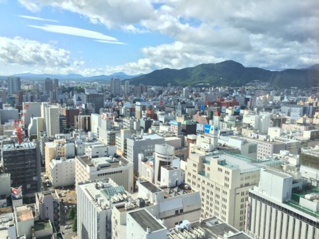 �D�y�̊X_�����ۂ�e���r��