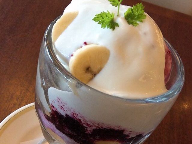 傱̃CzXg b{XiRoyal Hostj̓eʐ^1