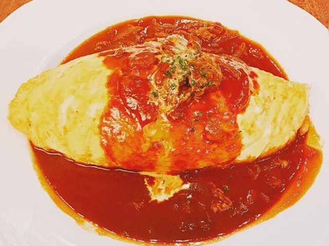 傱̃CzXg XiRoyal Hostj̓eʐ^1