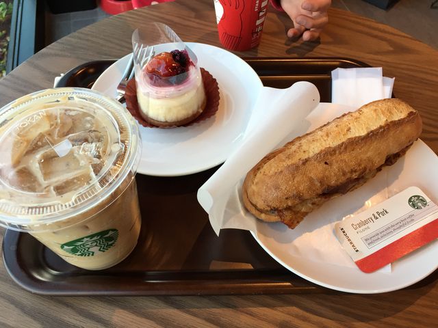 NX}XXC[c_X^[obNX R[q[ CI[lskXiStarbucks Coffeej