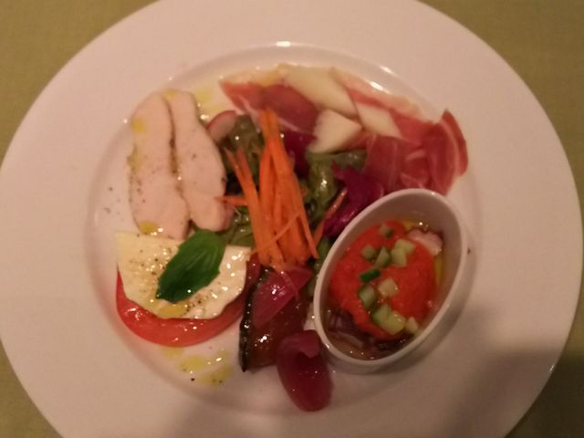 xe|TAVERNA BELLA TEMPO̓eʐ^1