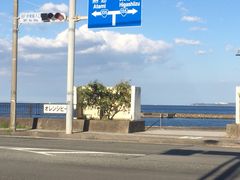 ܂肳̂ȂEɓIWr[`ւ̓eʐ^1