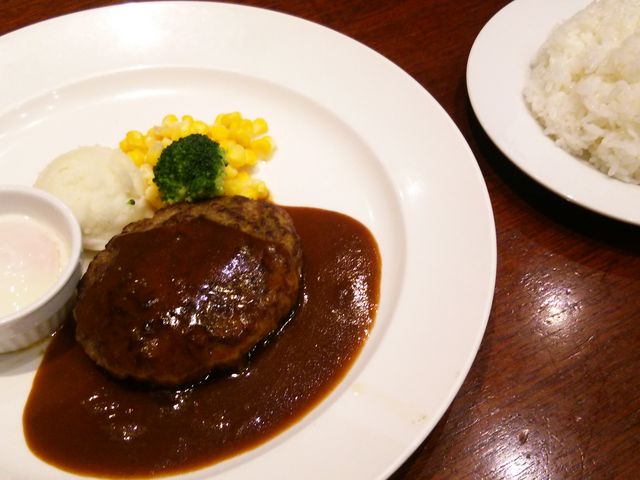 HirotañrAElNXg̓eʐ^1