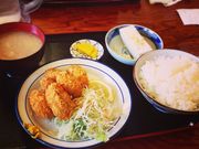 tizjam̓{H ȂړX̓eʐ^1