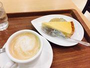 䂫Ȃ̃JtF T^}A O{X̓eʐ^1