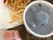 ߂318̃}Nhih3X̓eʐ^1