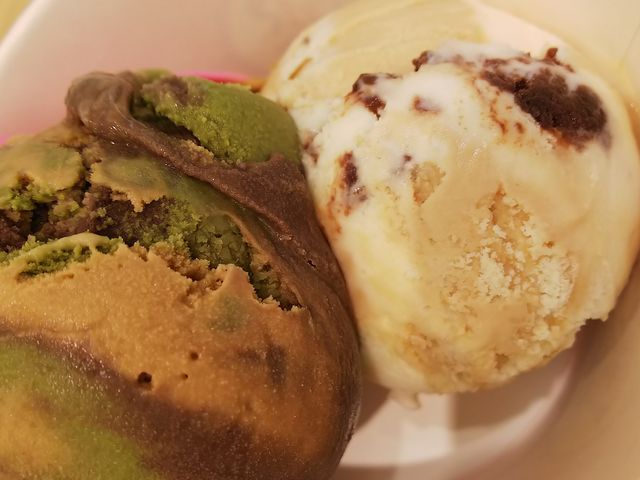 ւ̃T[eBACXN[{peBIX̓eʐ^1