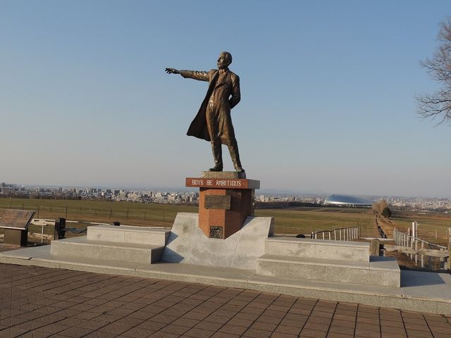 �N���[�N��_�����ۂ�r���u�W�]��