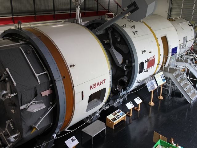 �F���D�u�~�[���v_�Ϗ��q�s�Ȋw�Z���^�[�E�~�[���W����