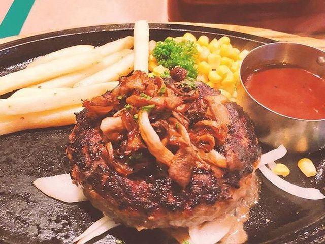 �n���o�[�O_���C�����z�X�g���˓X